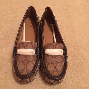 BRAND NEW coach | flat 6.5 shoes